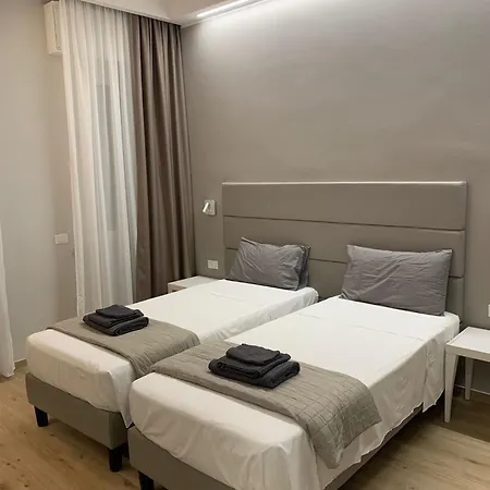 Fla Rooms - By Devona Rooms-3